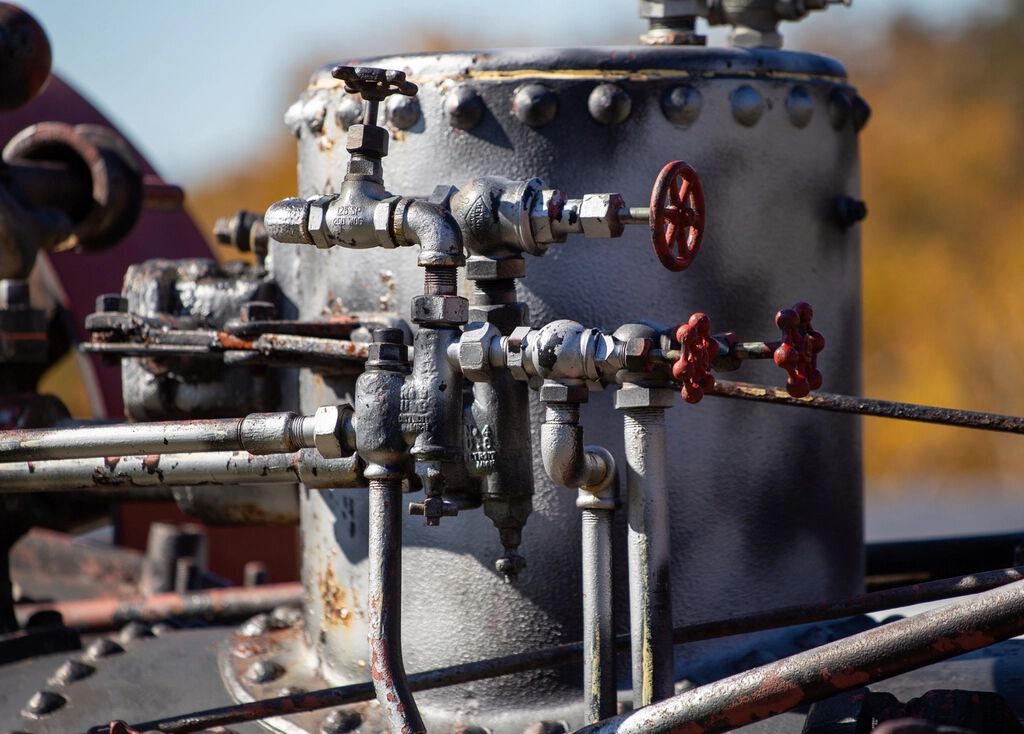 Boiler valves and steam pipework