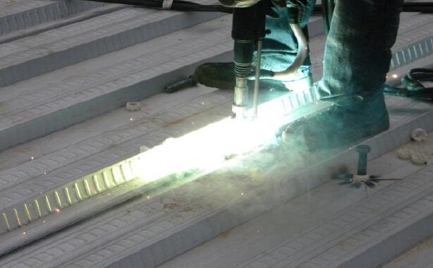 Welding steel decking on site